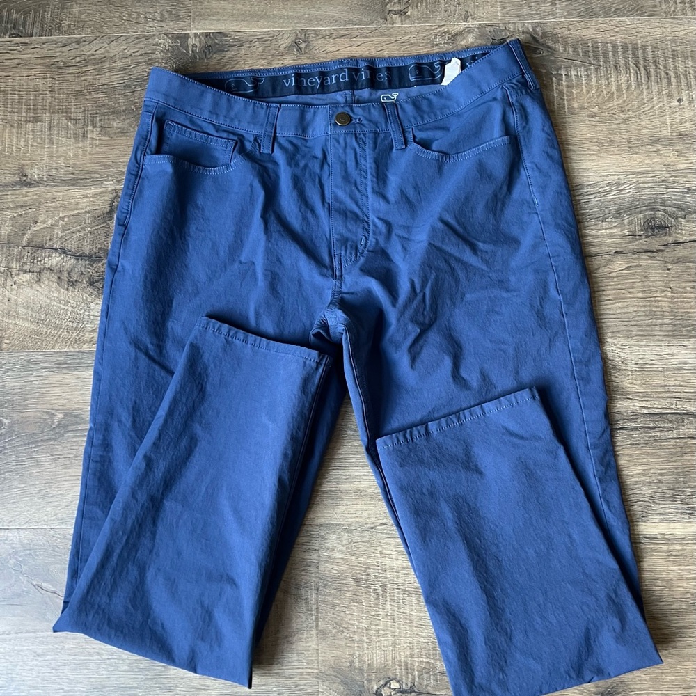 Men's Vineyard Vines Performance Pants - image 3